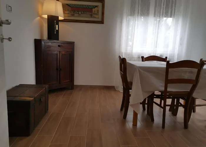 Belli Dentro Nocleg ze śniadaniem *